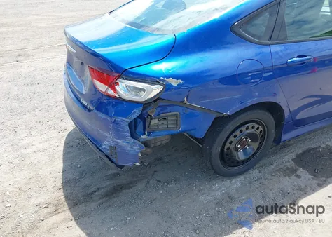 2015 Chrysler 200 S z USA, uszkodzony, nr VIN 1C3CCCBB0FN553087